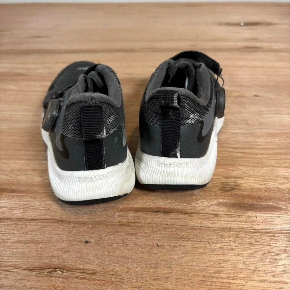 New Balance DynaSoft Reveal v4 BOA black Boy Sneakers Kids Size 2